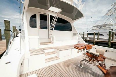 Yacht