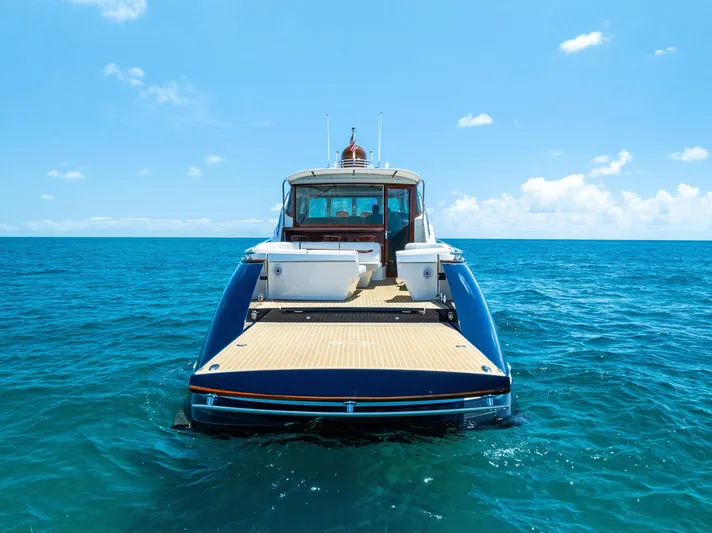 Dutch Yacht Photos Pics Zeelander 55 yacht, 2019 model, on open sea under clear blue sky.
