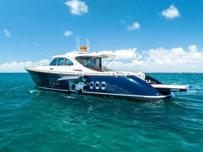 Yacht
