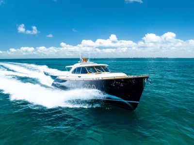 Yacht