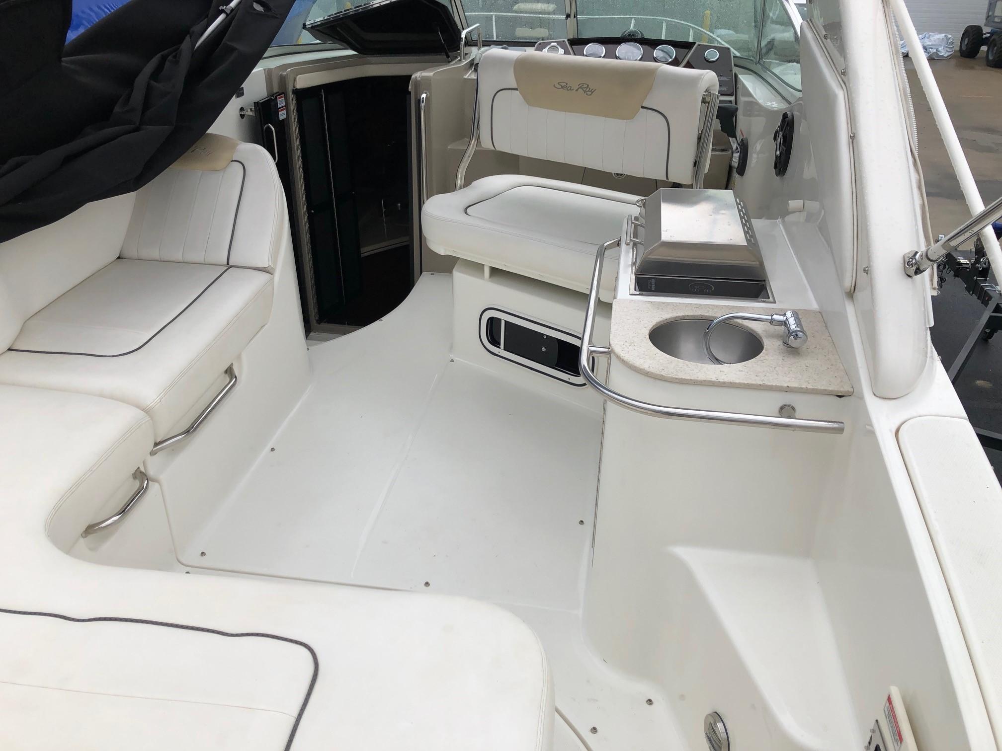 送料無料 いつまで 2009 YachtWorld - sale for Cruiser Sundancer 270 Ray Sea キャラクターグッズ