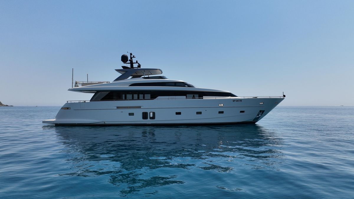 2016 Sanlorenzo 95 