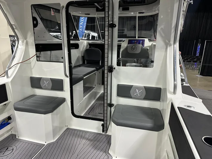  Yacht Photos Pics Rear Facing Seat Modules