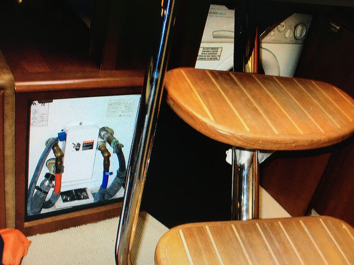 2005 Sea Ray 50 