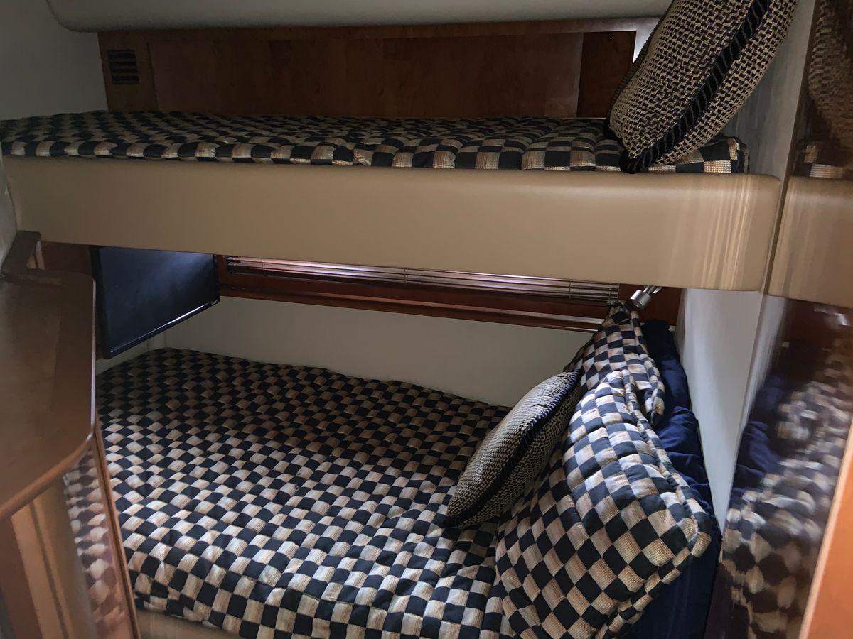 2005 Sea Ray 50 