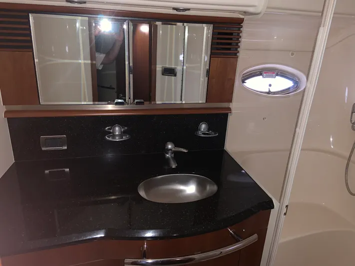 Blue Heaven Yacht Photos Pics 