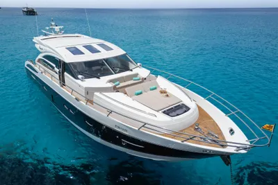 Princess V72