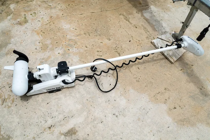  Yacht Photos Pics Trolling motor on concrete, Everglades 243 Center Console, 2021 model.