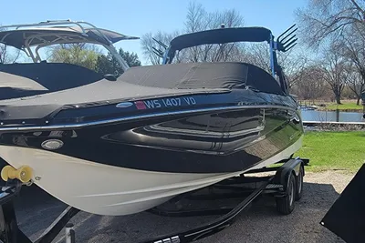 Scarab 255 ID