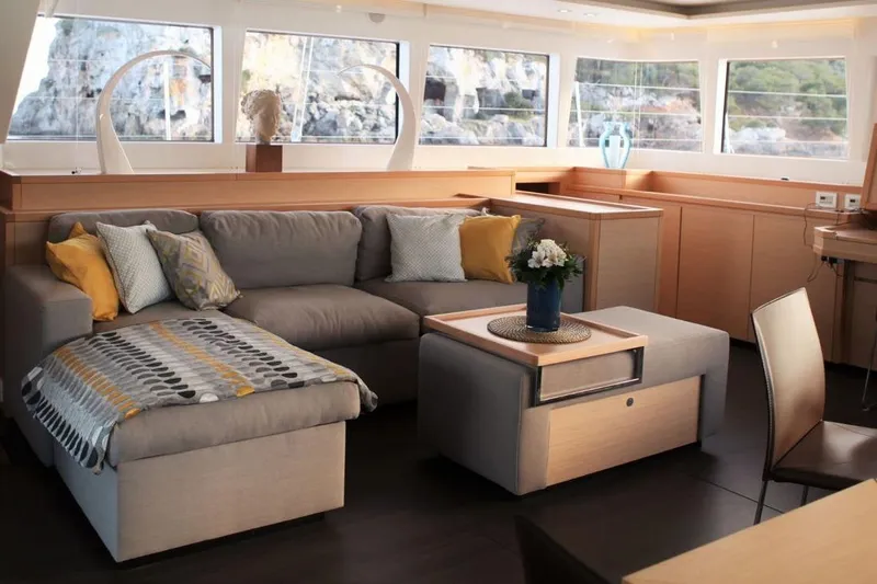 Lady M Yacht Photos Pics Optimised central living space