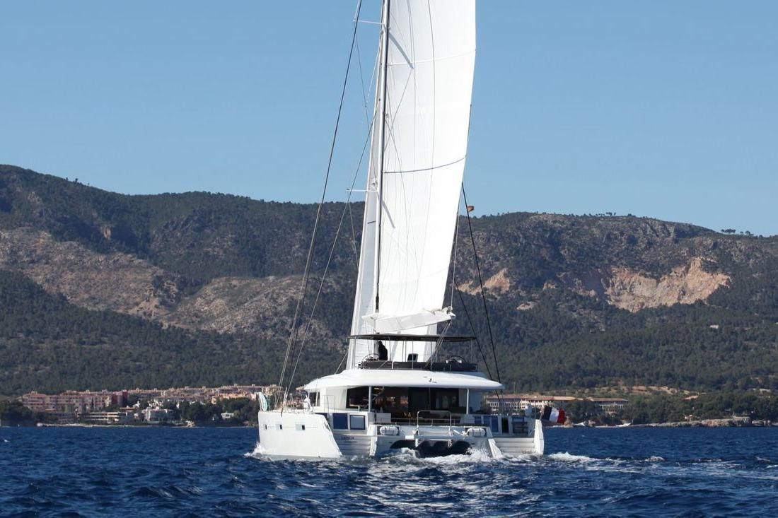 2014 Lagoon 62 