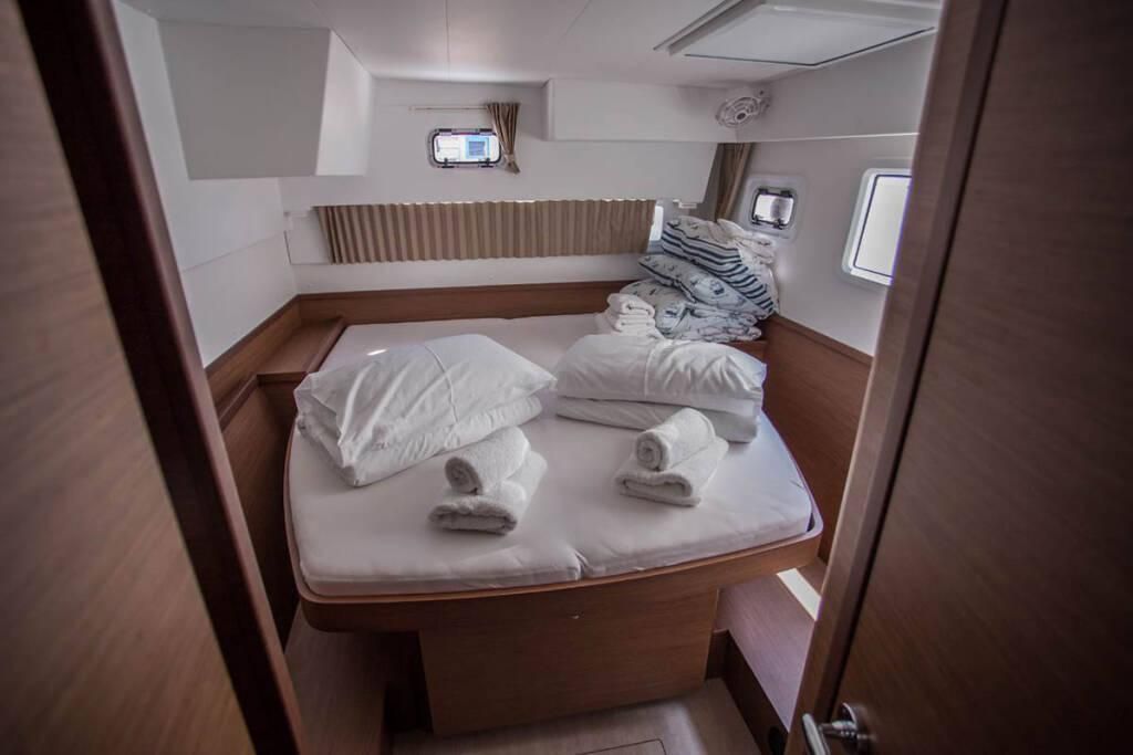 2018 Lagoon 42 