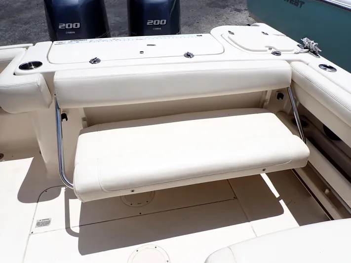  Yacht Photos Pics 2019 Grady-White Freedom 275 boat with twin 200 HP engines and foldable bench seat.
