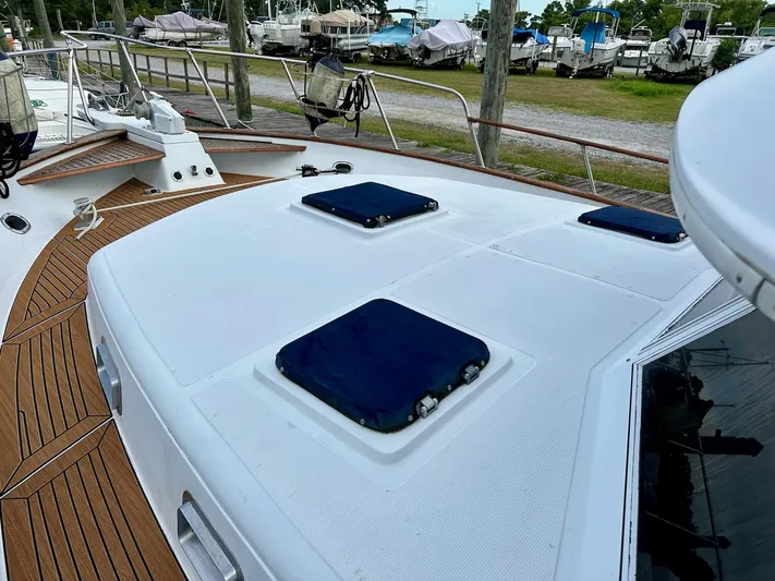 Tanglefoot Yacht Photos Pics 