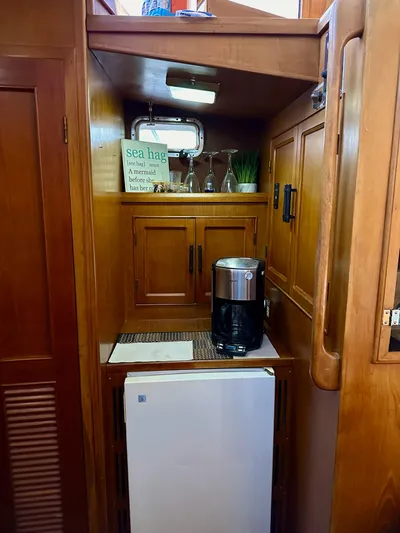 Tanglefoot Yacht Photos Pics 