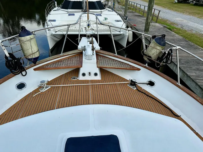 Tanglefoot Yacht Photos Pics 