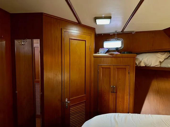 Tanglefoot Yacht Photos Pics 