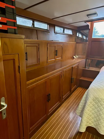 Tanglefoot Yacht Photos Pics 
