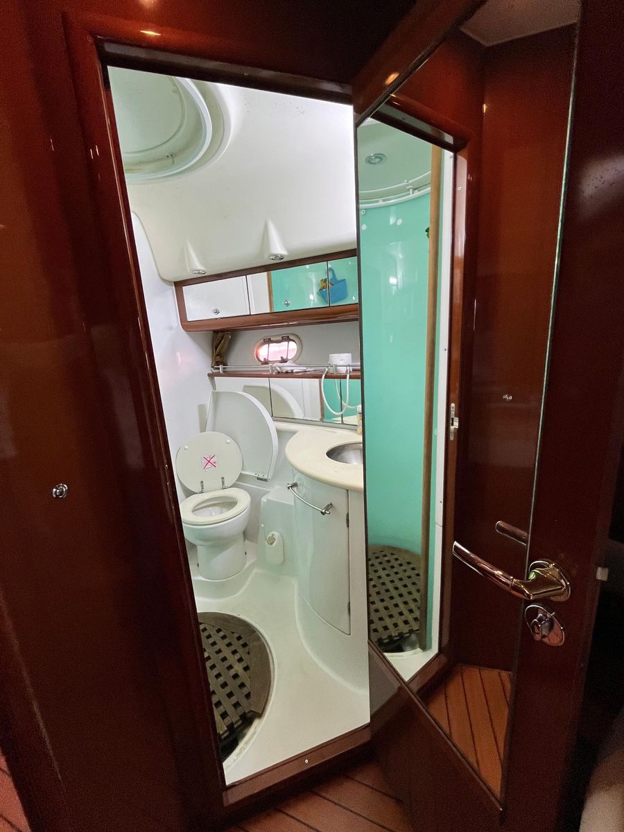 2010 Prestige 46 