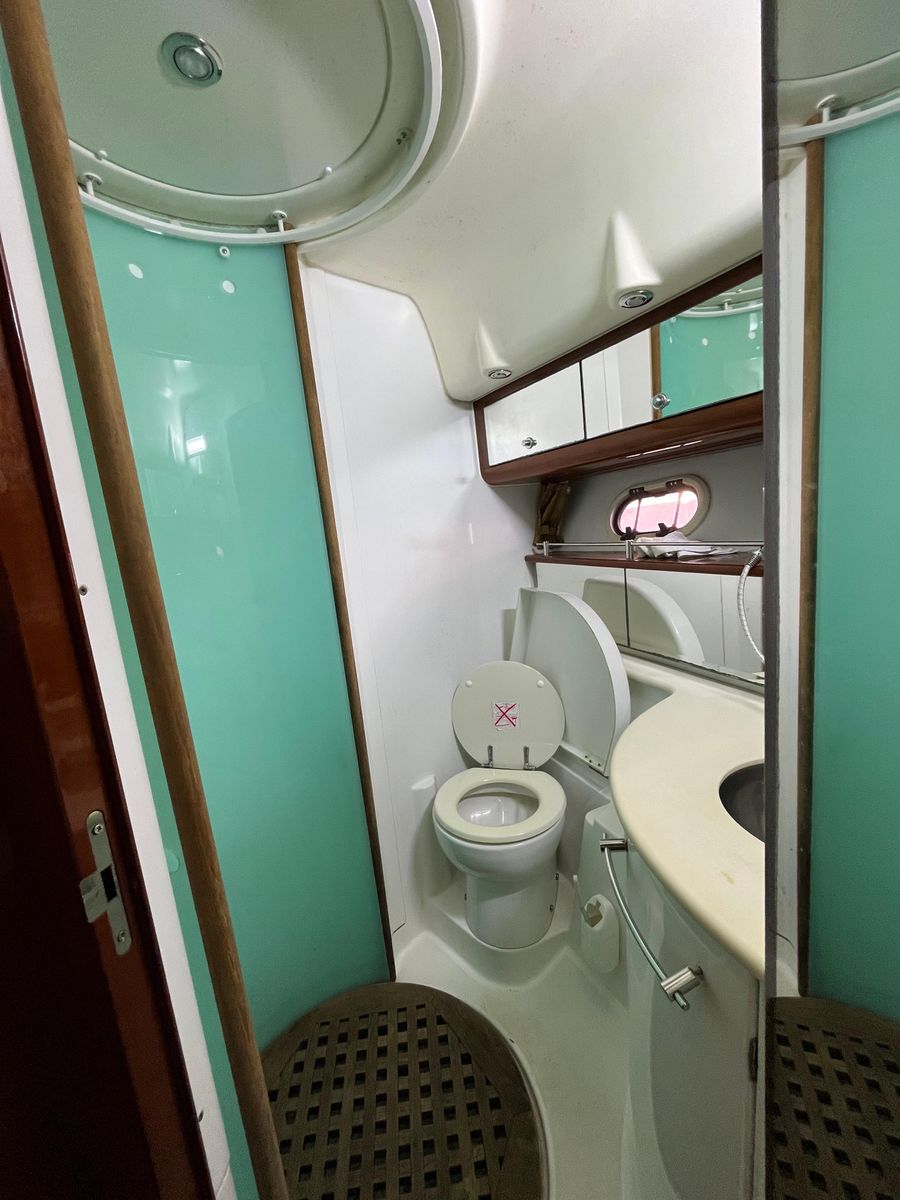 2010 Prestige 46 