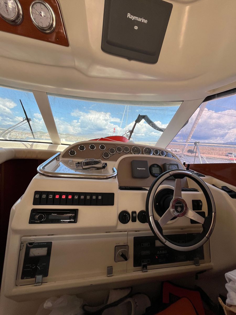 2010 Prestige 46 