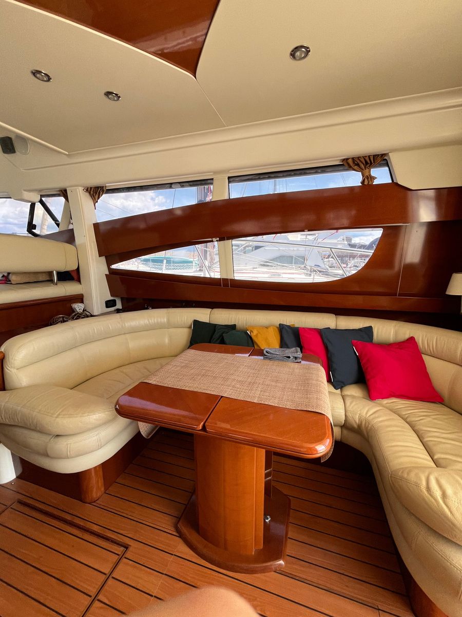2010 Prestige 46 