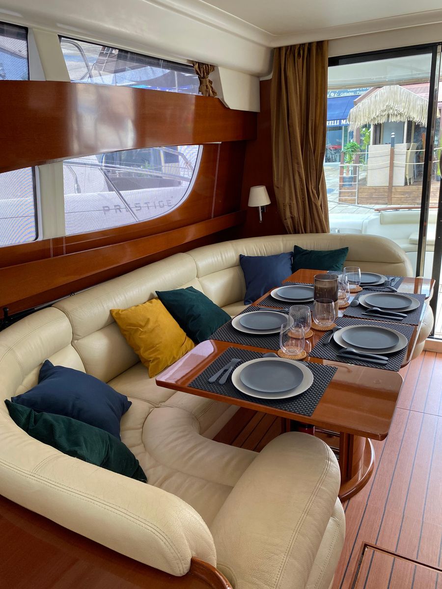 2010 Prestige 46 