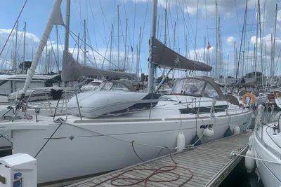 2016 Jeanneau Sun Odyssey 389