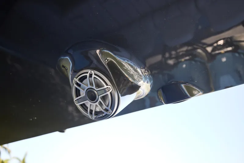  Yacht Photos Pics Close-up of a 2023 Midnight Express 43' Open boat speaker system.