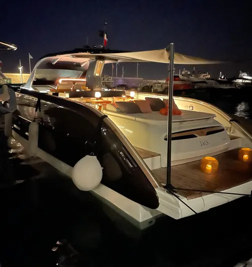  Yacht Photos Pics Invictus 460 TT