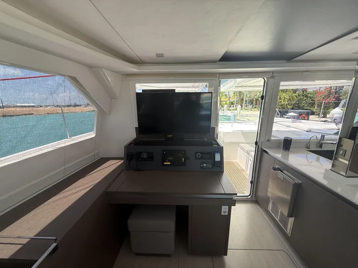 Stargazer Yacht Photos Pics 