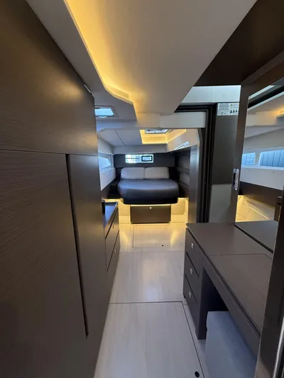 Stargazer Yacht Photos Pics 