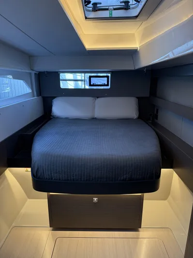 Stargazer Yacht Photos Pics 