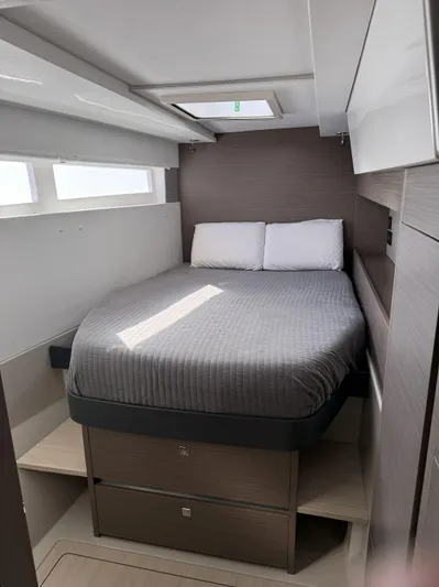 Stargazer Yacht Photos Pics 