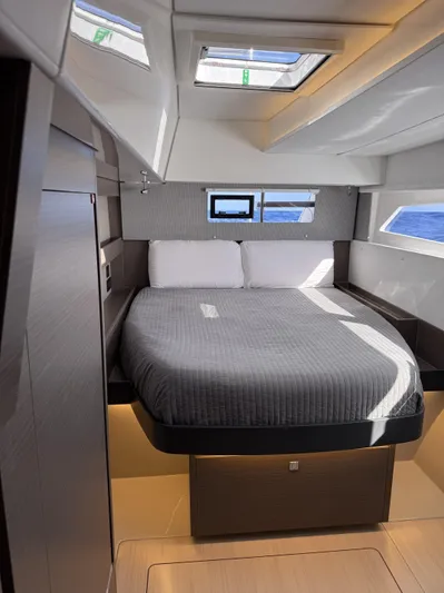 Stargazer Yacht Photos Pics 