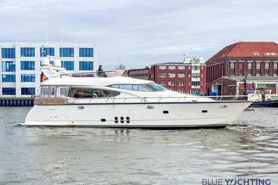2007 Elegance Yachts Elegance 60 Garage