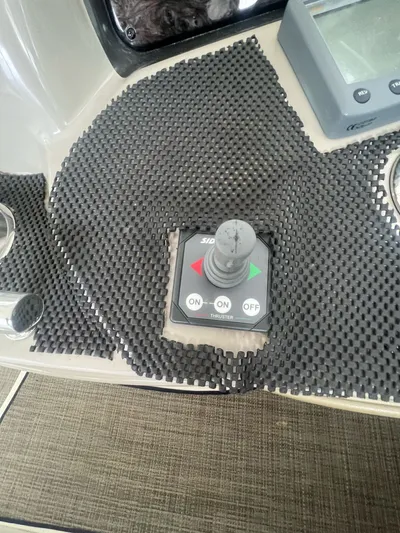 Happy Place Yacht Photos Pics 