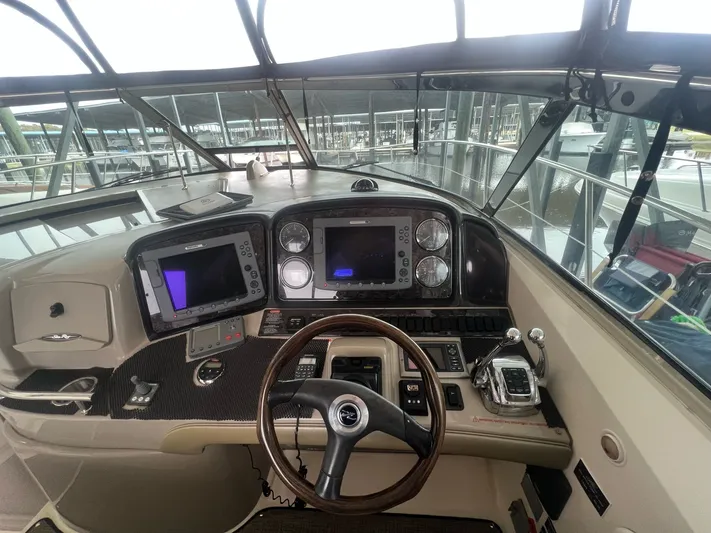 Happy Place Yacht Photos Pics 