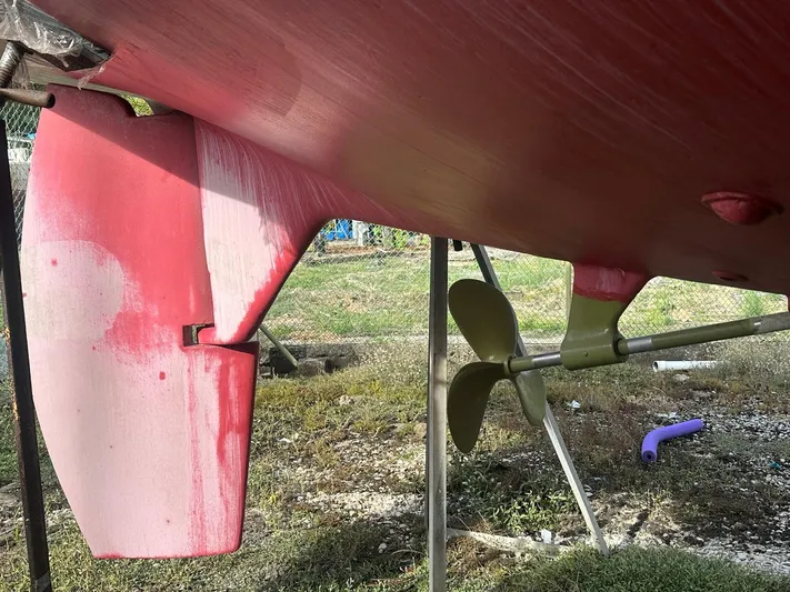 Challenger Yacht Photos Pics Hallberg-Rassy 45 (1992) sailboat rudder and propeller, dry docked for maintenance.
