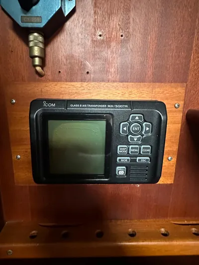 Challenger Yacht Photos Pics 