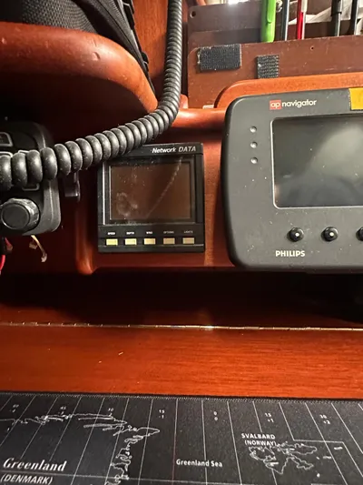 Challenger Yacht Photos Pics 