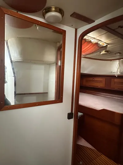 Challenger Yacht Photos Pics 