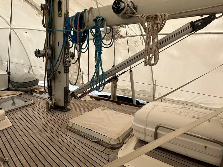 Challenger Yacht Photos Pics 