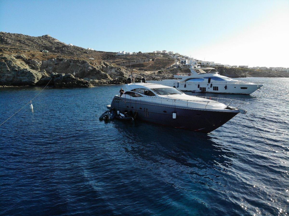 2007 Pershing 62 