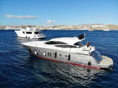 Yacht