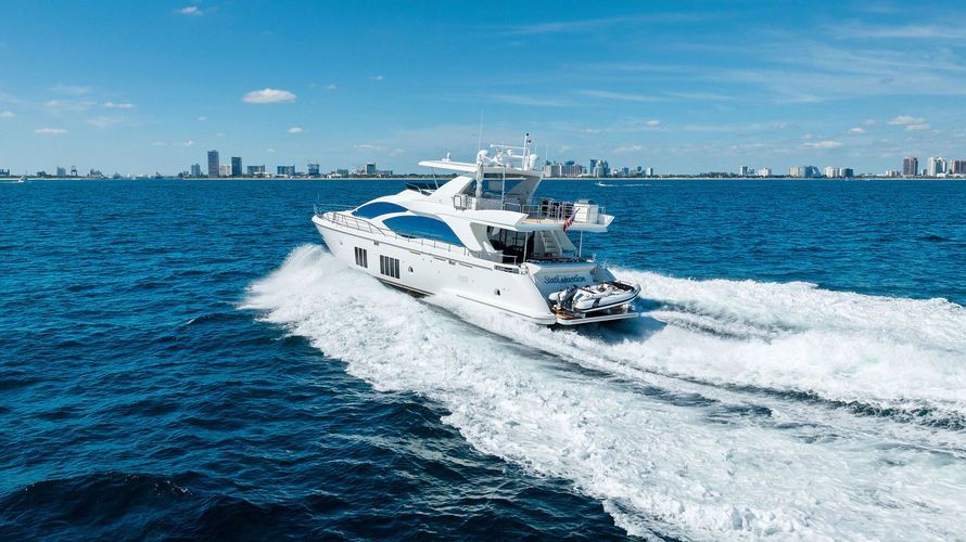 2017 Azimut 84 