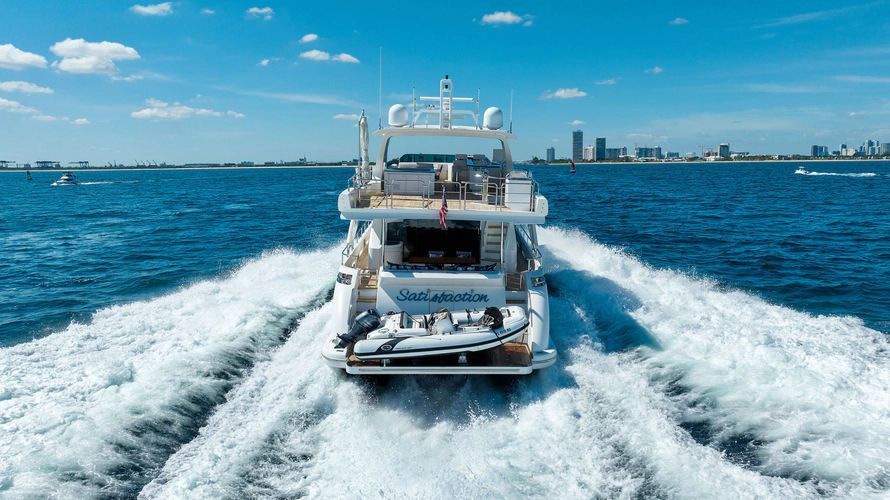 2017 Azimut 84 