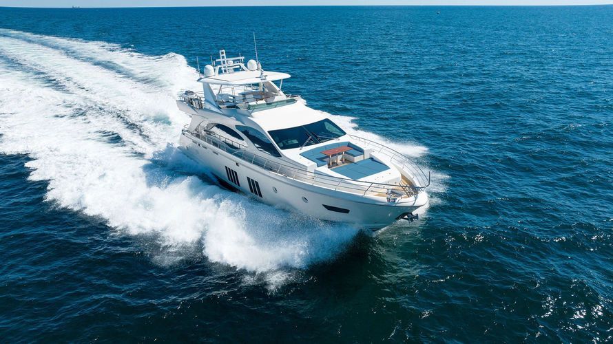 2017 Azimut 84 