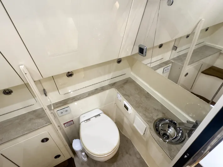 Washed Up Yacht Photos Pics Scout 42 Washed Up - Head