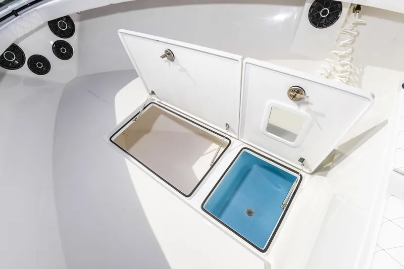 Xcessive Risk Yacht Photos Pics 